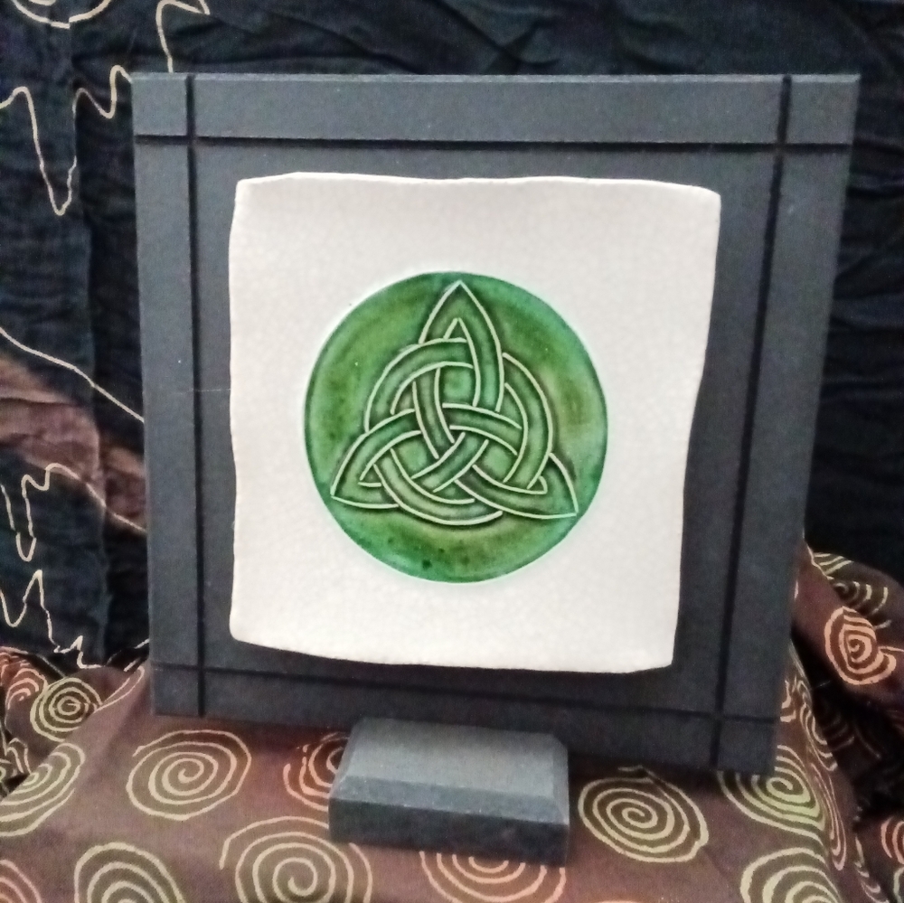 Wild Rose Pottery Celtic Art Tiles " Trinity"